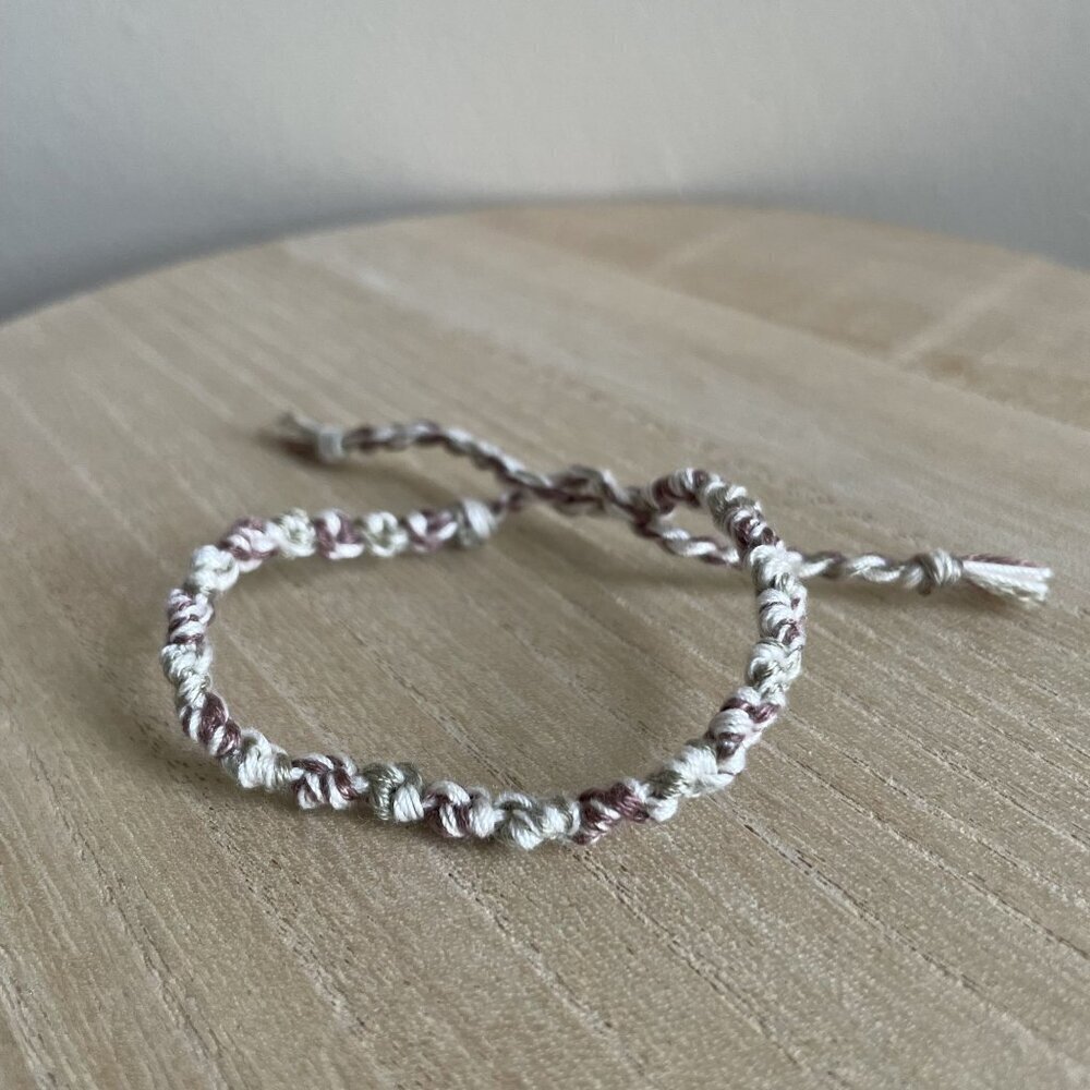 Rin Bracelet, anklet, trendy, comfortable, tie, embroidery thread, woven, gift,‎